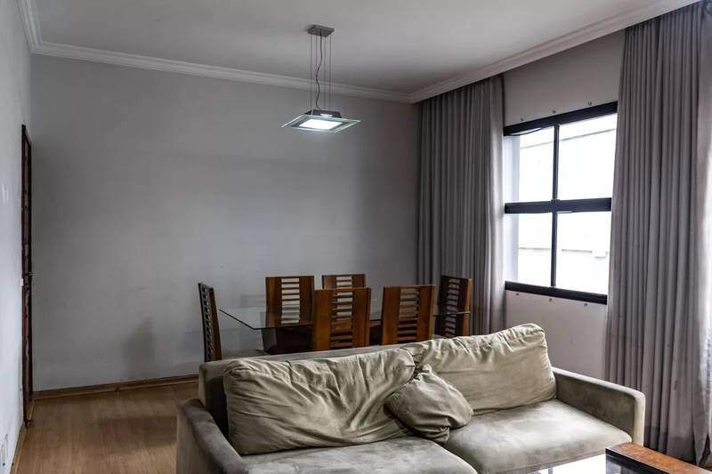 Apartamento à venda no Coração de Jesus: 