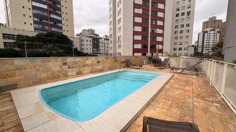 Apartamento à venda no Grajaú: 
