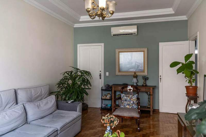 Apartamento à venda no Coração de Jesus: 