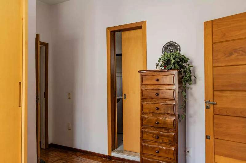 Apartamento à venda no Coração de Jesus: 