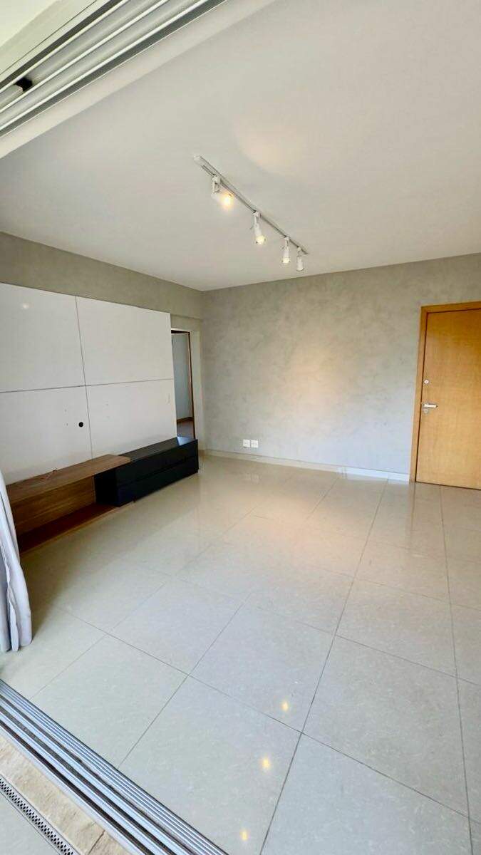 Apartamento à venda no Vila da Serra: 