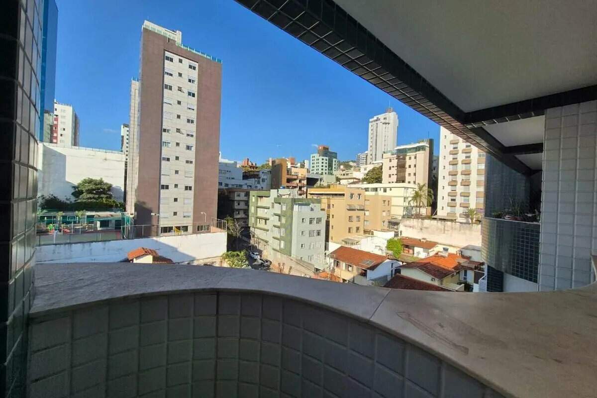 Cobertura à venda no Cruzeiro: 