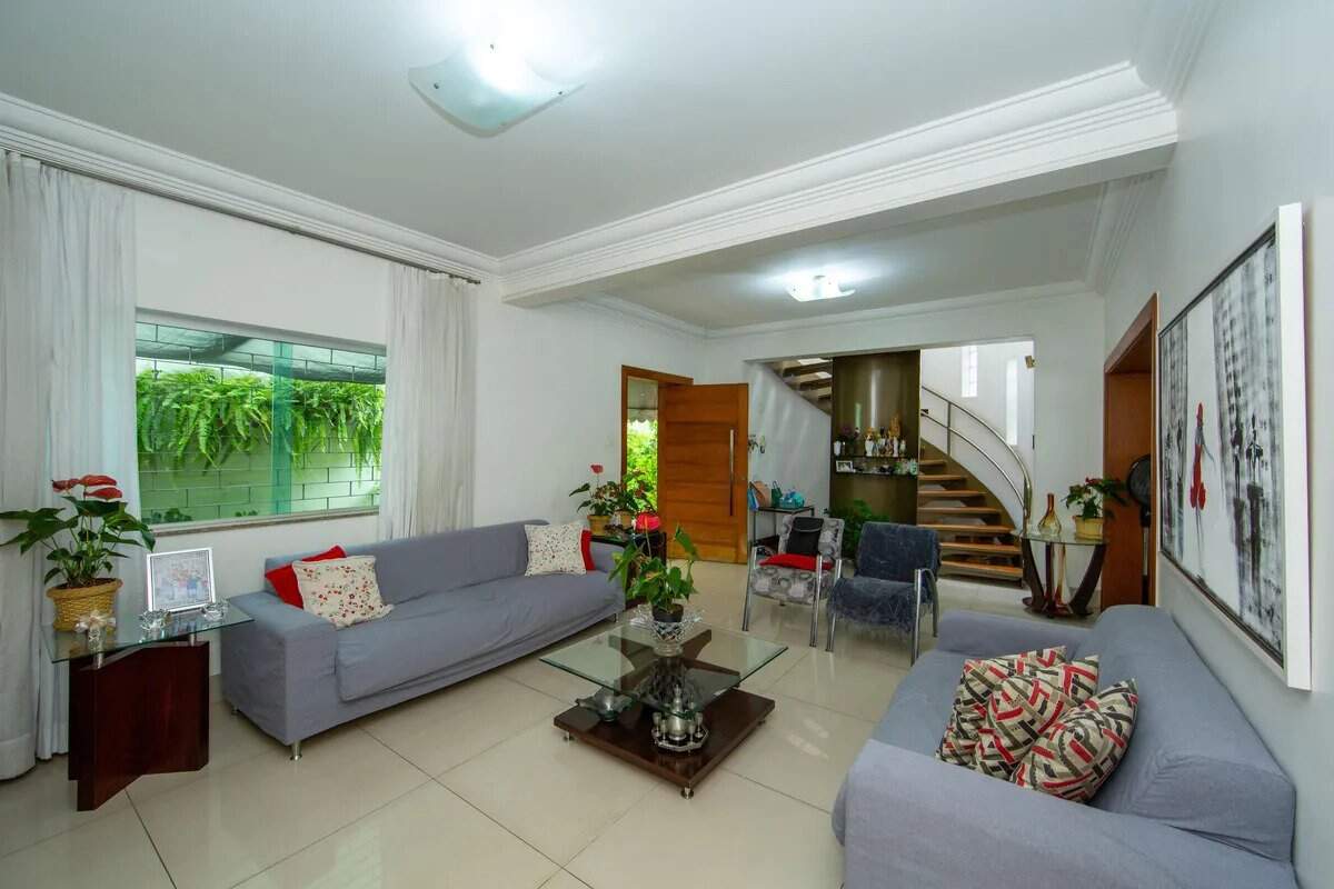 Casa à venda no Prado: 