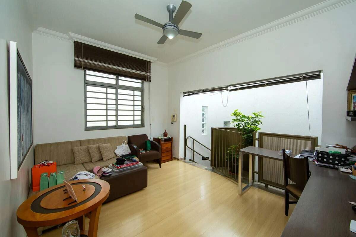 Casa à venda no Prado: 