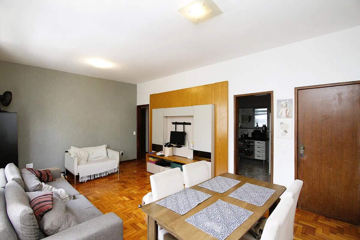 Apartamento à venda no Coração de Jesus: 
