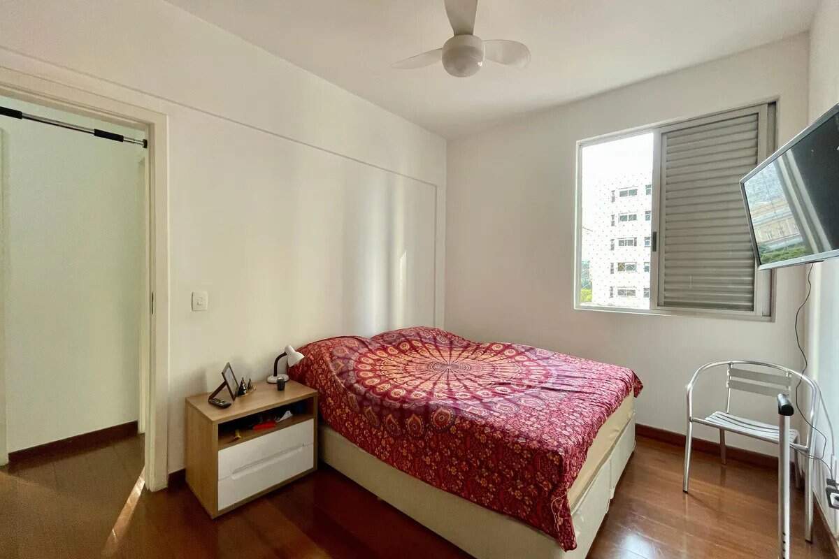 Apartamento à venda no Lourdes: 