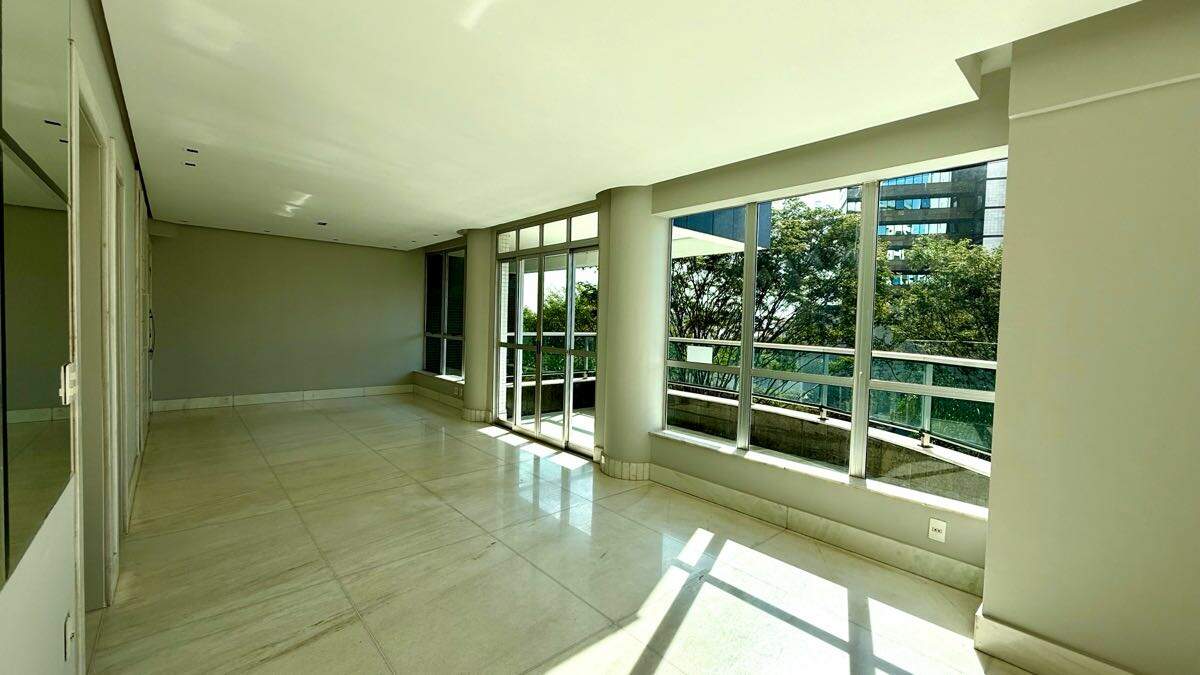 Apartamento à venda no Belvedere: 