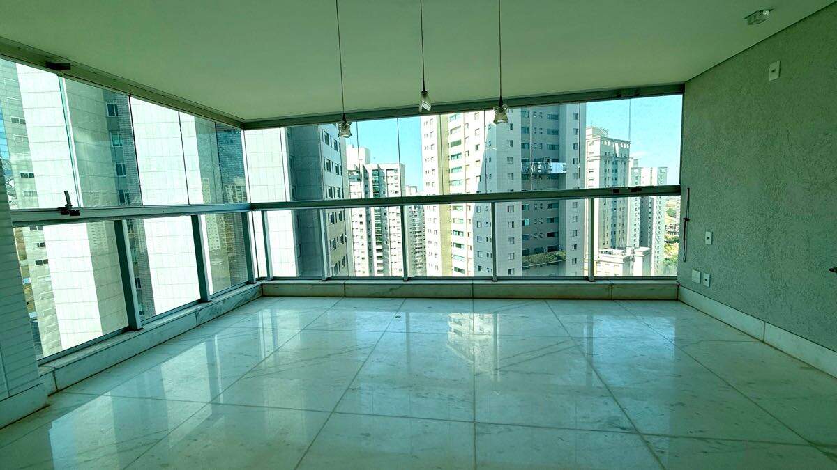 Apartamento à venda no Vila da Serra: 