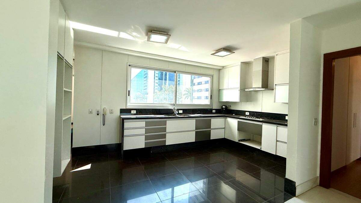 Apartamento à venda no Vila da Serra: 