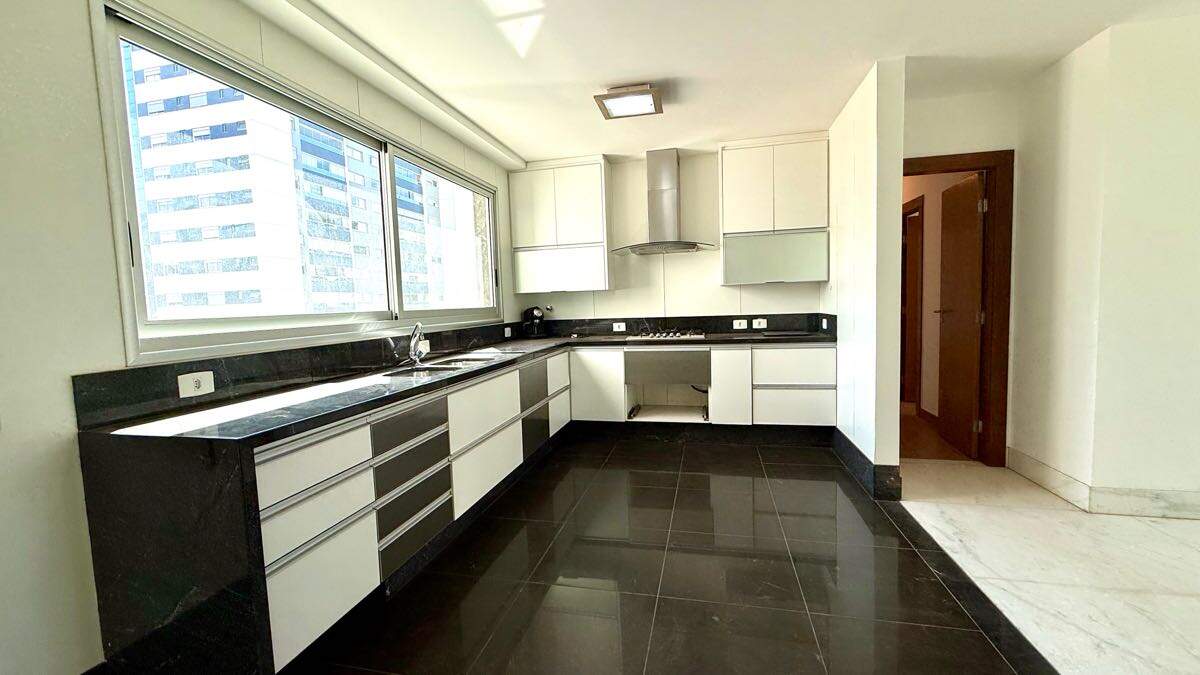 Apartamento à venda no Vila da Serra: 