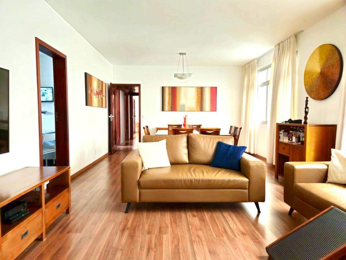 Apartamento à venda no Santo Agostinho: 