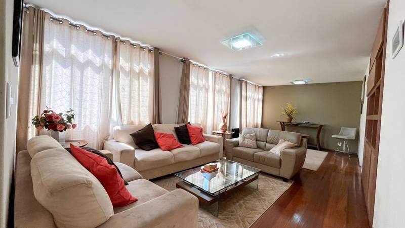 Apartamento à venda no Santo Agostinho: 