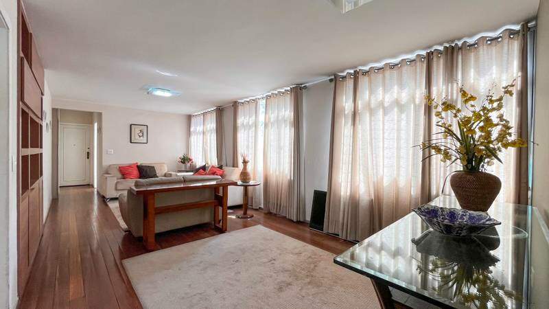 Apartamento à venda no Santo Agostinho: 