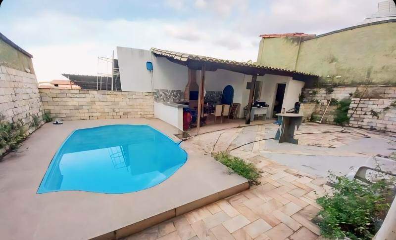 Casa à venda no SANTA ROSA: 