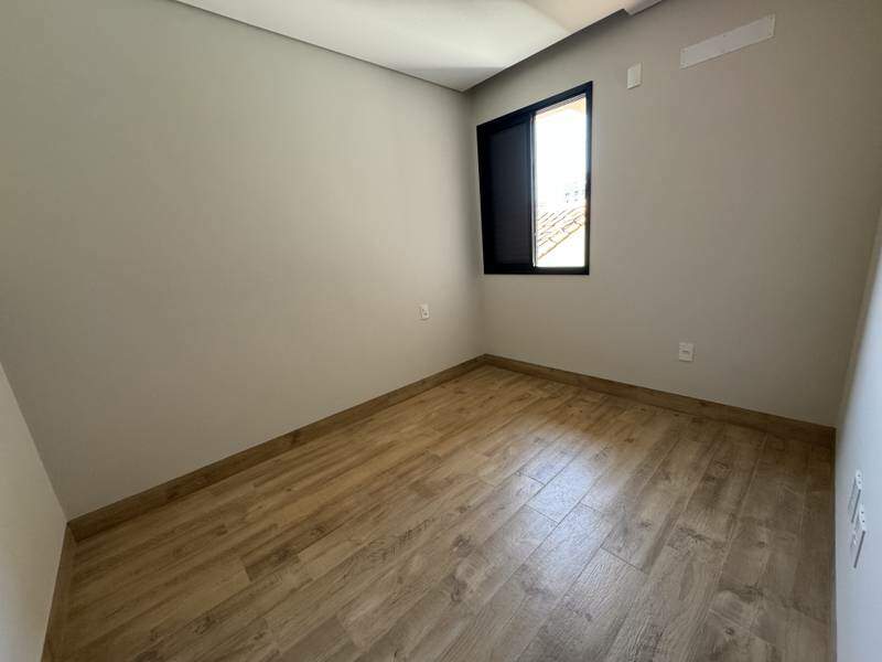 Casa à venda no JARAGUÁ: 