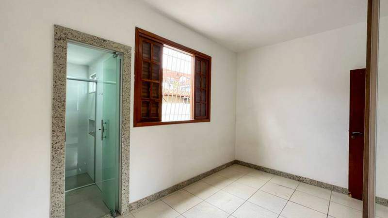 Casa à venda no JARAGUÁ: 