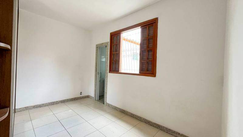 Casa à venda no JARAGUÁ: 