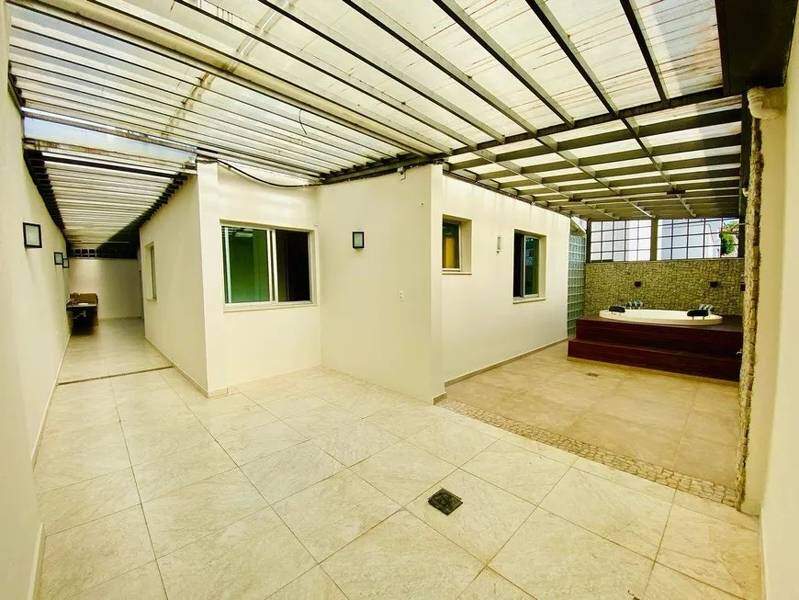 Casa à venda no Liberdade: 