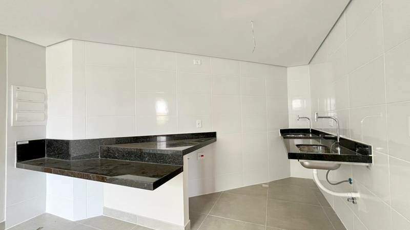 Apartamento à venda no Funcionários: 