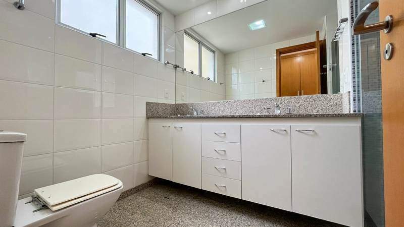 Apartamento à venda no Funcionários: 