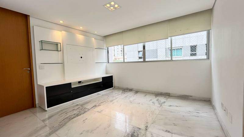 Apartamento à venda no Funcionários: 