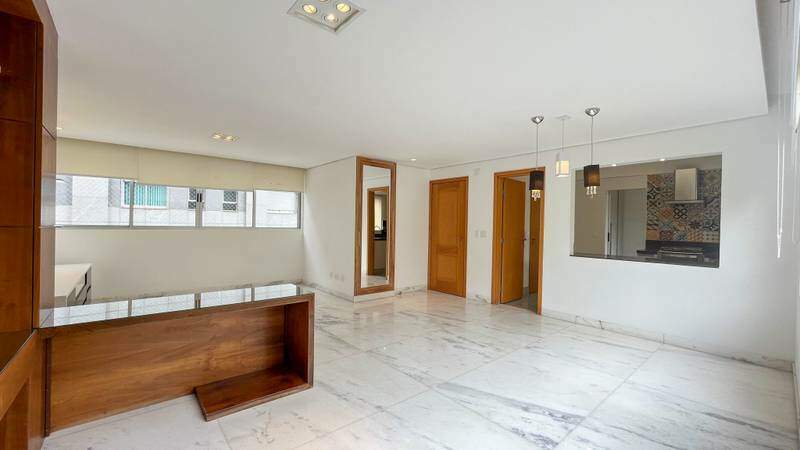 Apartamento à venda no Funcionários: 