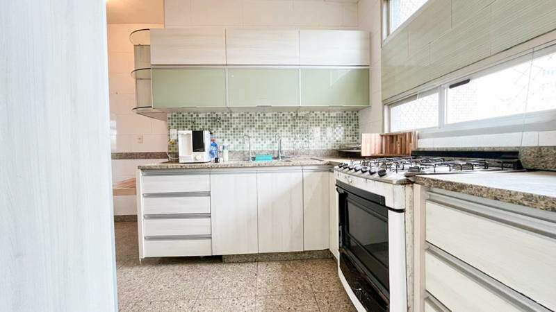 Apartamento à venda no Funcionários: 