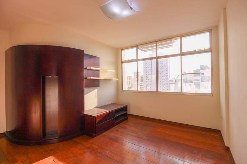 Apartamento à venda no Funcionários: 