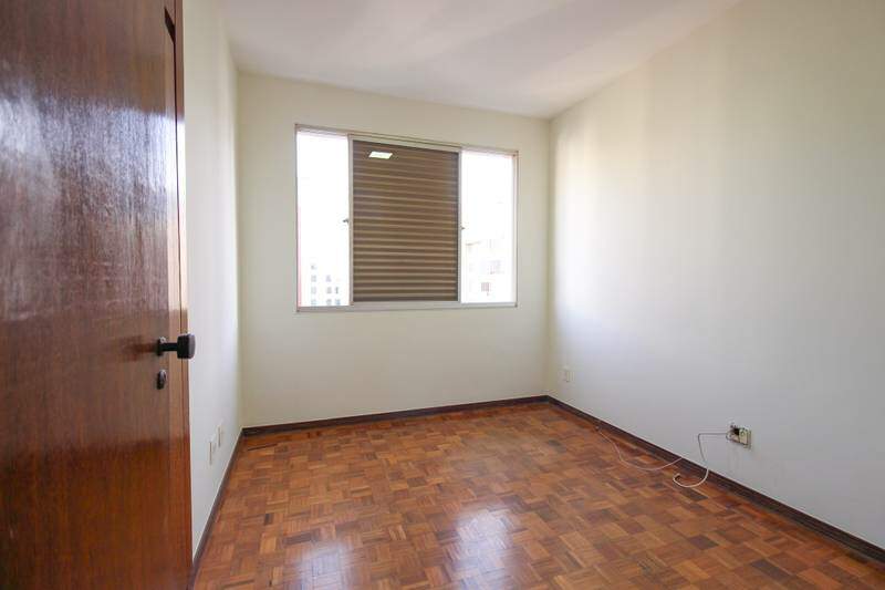 Apartamento à venda no Funcionários: 