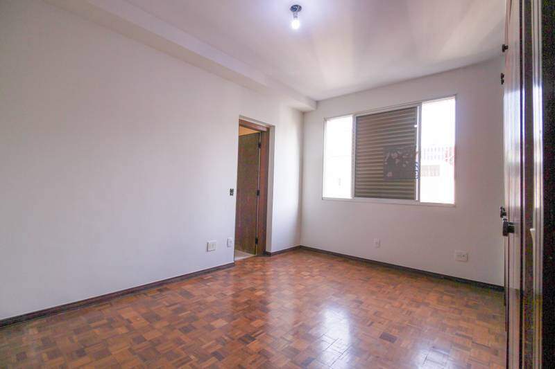 Apartamento à venda no Funcionários: 