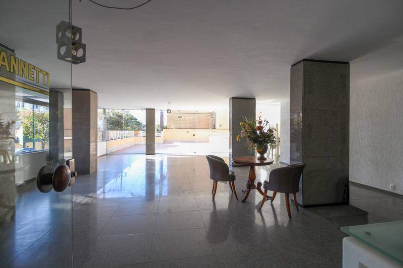 Apartamento à venda no Funcionários: 