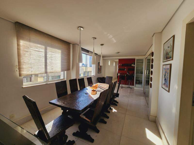 Apartamento à venda no Funcionários: 