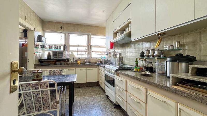 Apartamento à venda no Funcionários: 