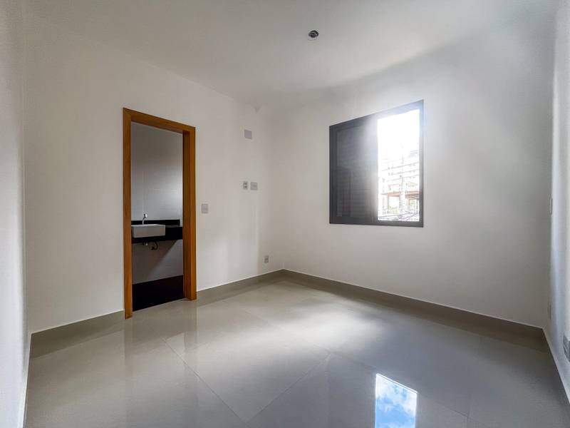 Casa à venda no Gutierrez: 