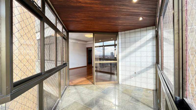 Apartamento à venda no Gutierrez: 