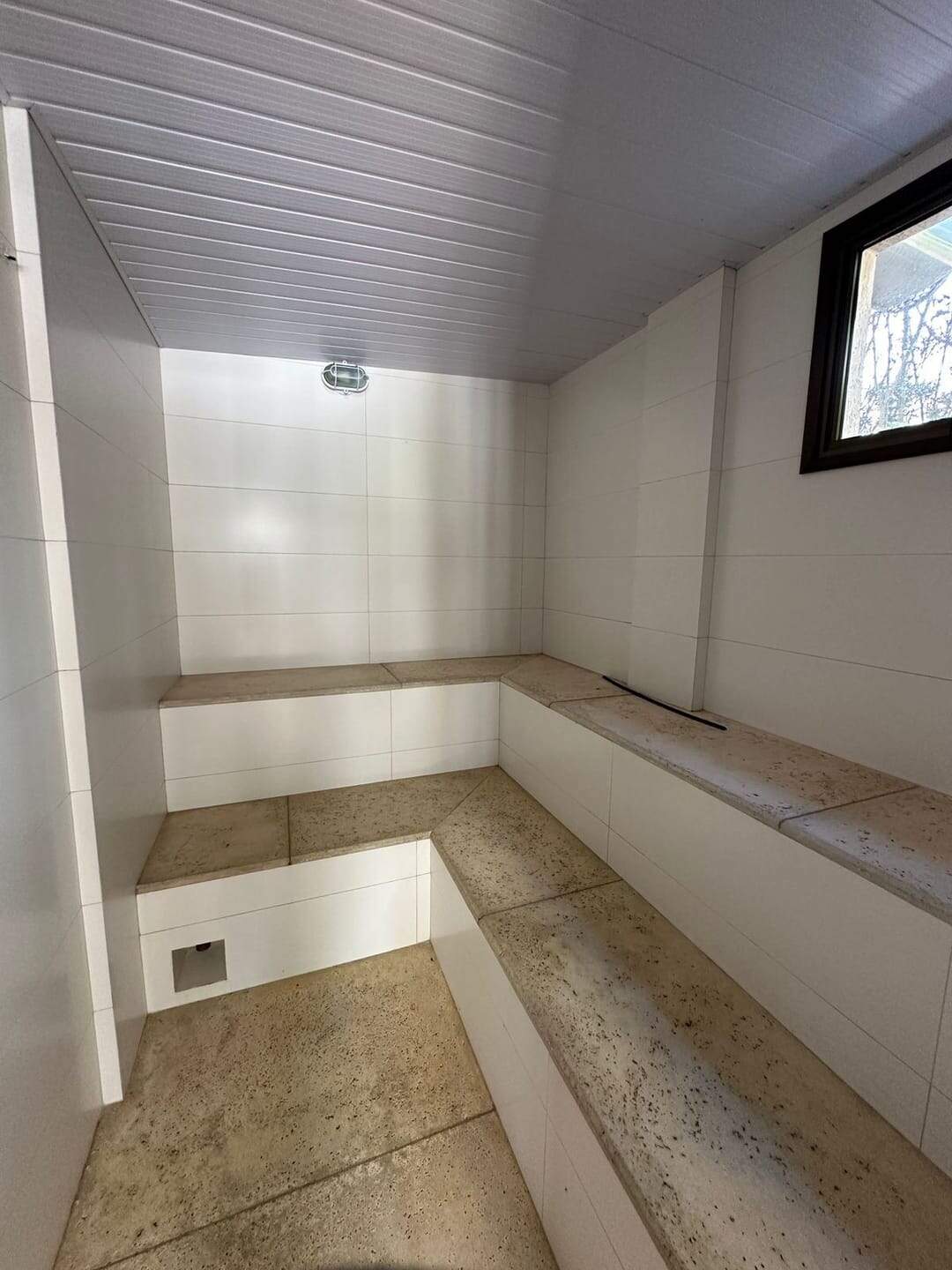 Casa à venda no Vale dos Cristais: whatsapp-image-2025-02-10-at-18-00-34-21739411281906.jpeg