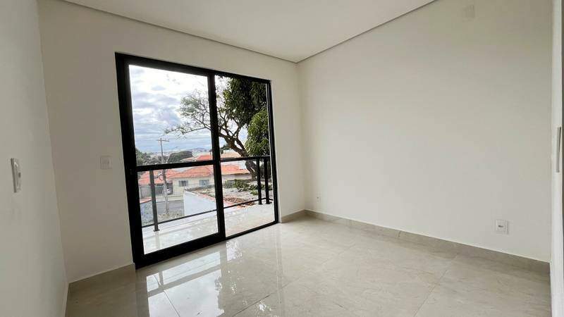 Casa à venda no Santa Branca: 