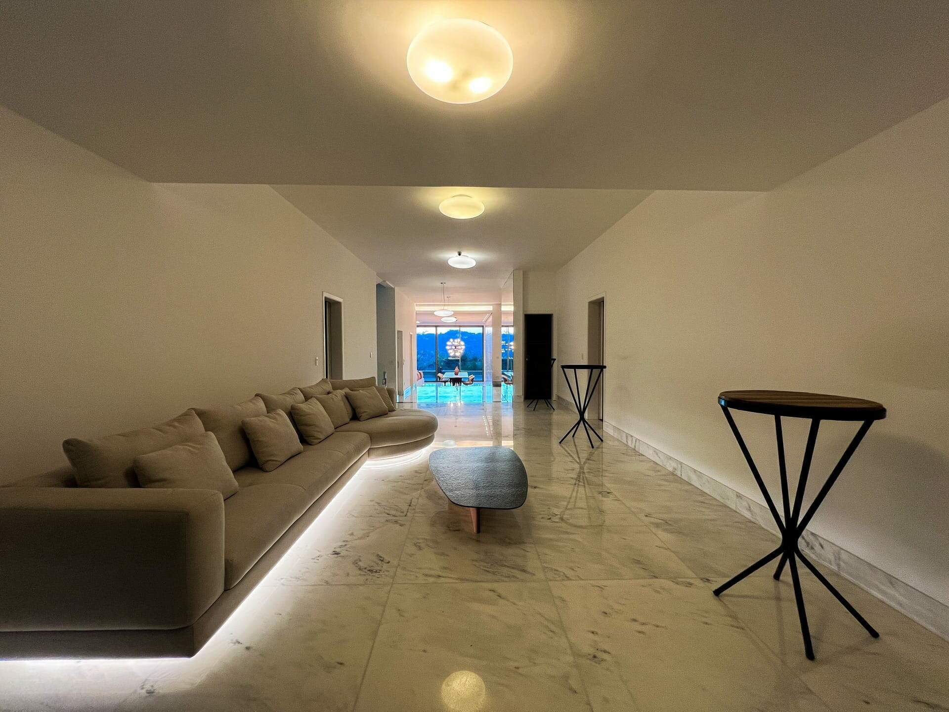 Casa à venda no Vale dos Cristais: v2-3731751911921000.jpg