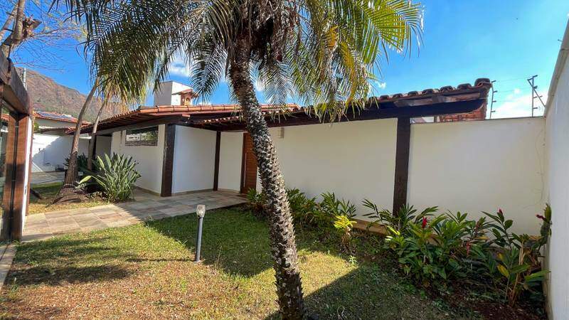 Casa à venda no Mangabeiras: 