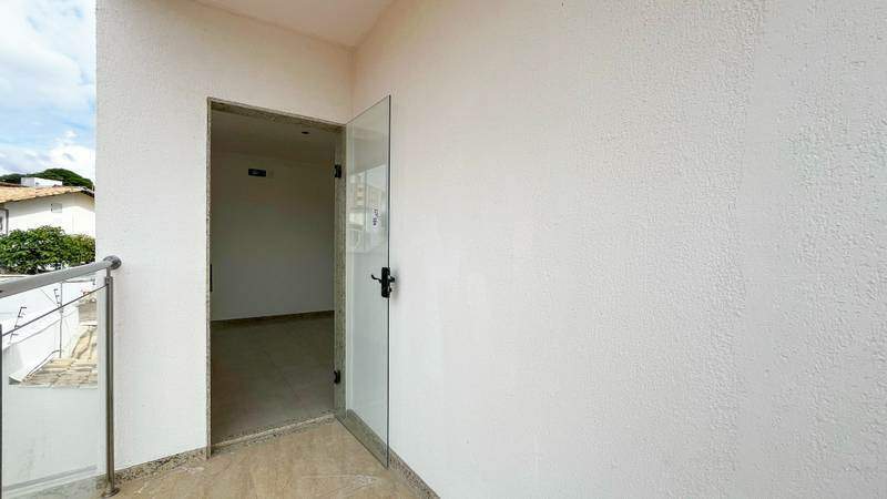Cobertura à venda no SANTA AMÉLIA: 