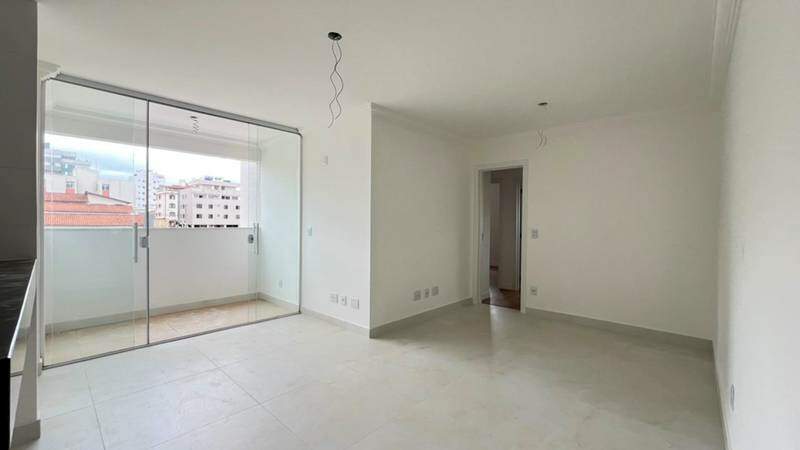 Apartamento à venda no Sagrada Família: 