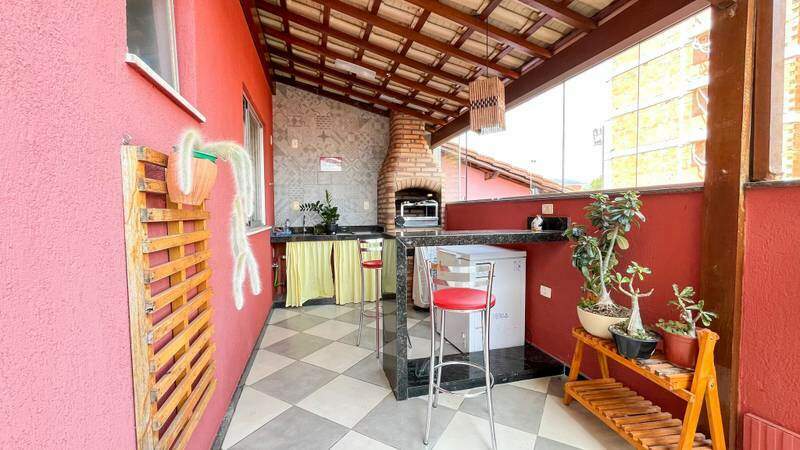 Casa à venda no Sagrada Família: 