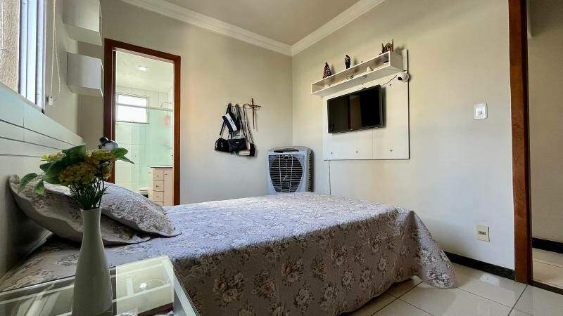 Apartamento à venda no Sagrada Família: 