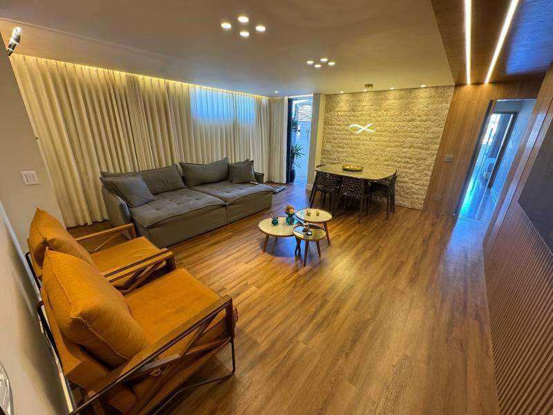 Casa à venda no Sagrada Família: 