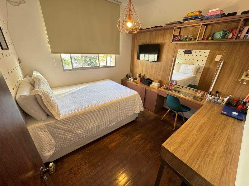 Apartamento à venda no Sagrada Família: 