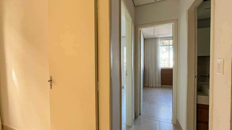 Apartamento à venda no SANTA MÔNICA: 