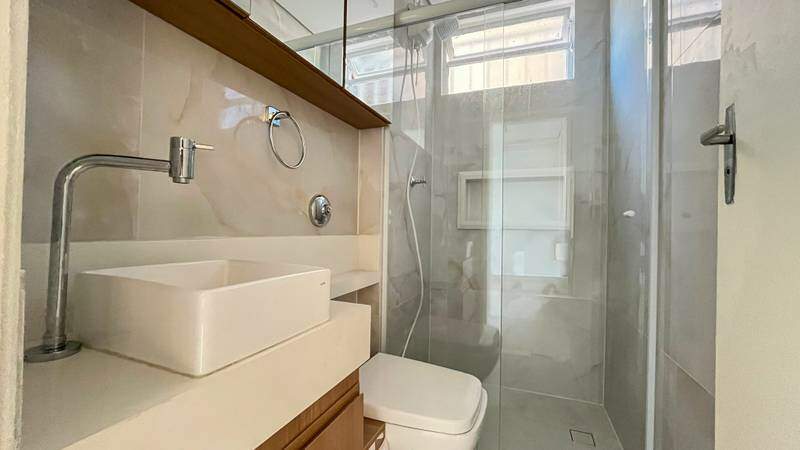 Apartamento à venda no SANTA MÔNICA: 