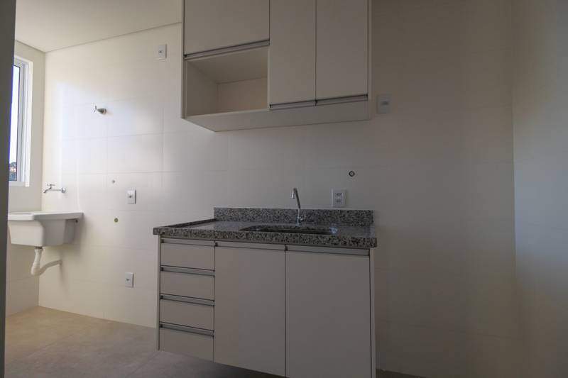 Apartamento à venda no SANTA MÔNICA: 