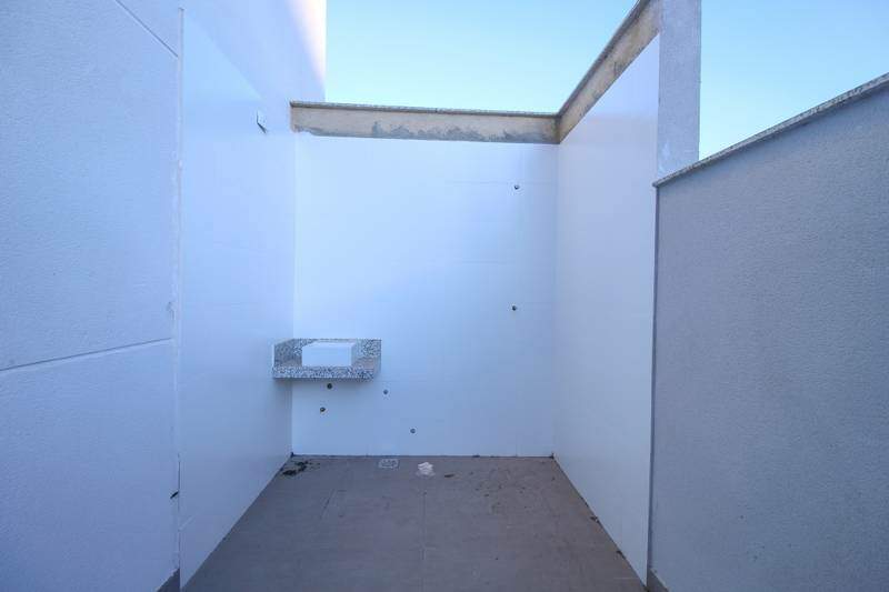 Casa à venda no SANTA MÔNICA: 