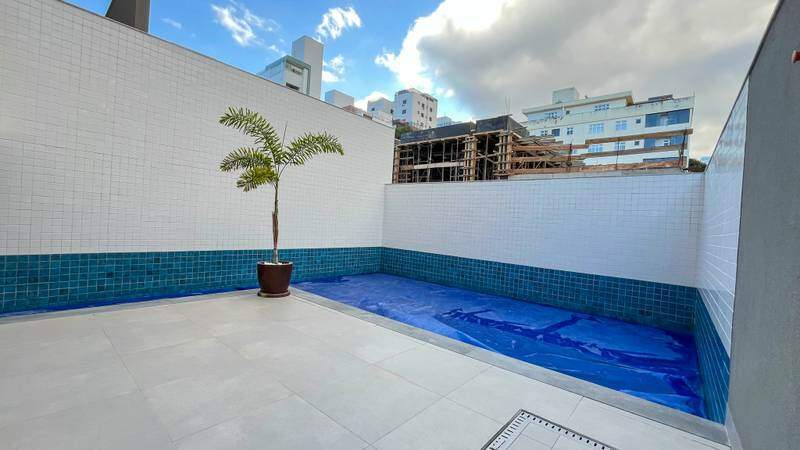 Apartamento à venda no Castelo: 